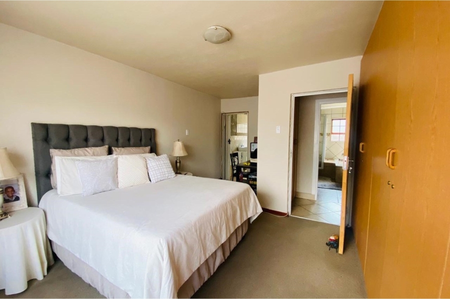 3 Bedroom Property for Sale in Vaalpark Free State